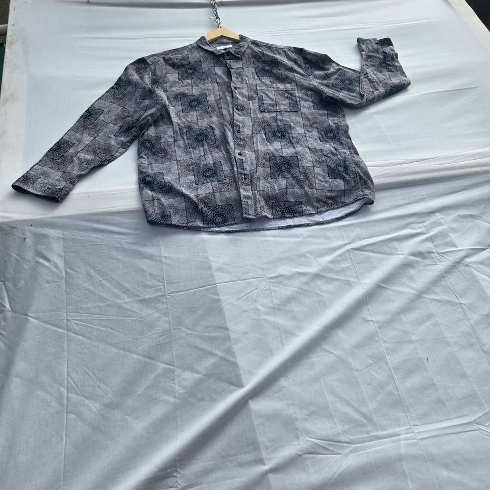 BP Gray Patterned Shirt - Picture 3 of 7